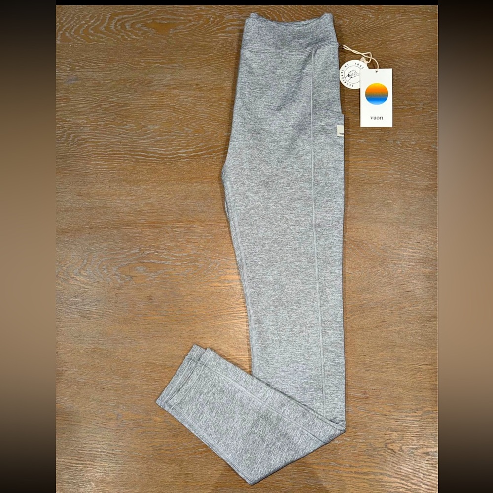 NWT Vuori Granite Pocket Legging